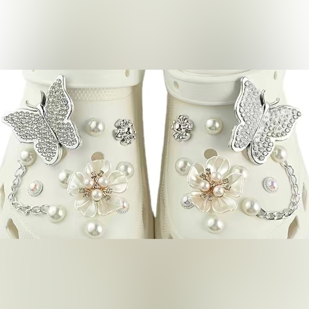 20pc Gorgeous Butterfly Croc Charms